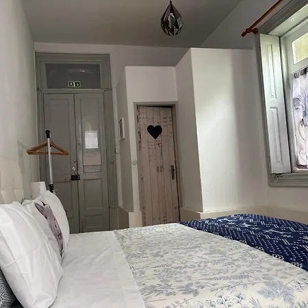 Residencia Ceu Azul بيت ضيافة *