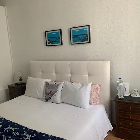 Residencia Ceu Azul بيت ضيافة *