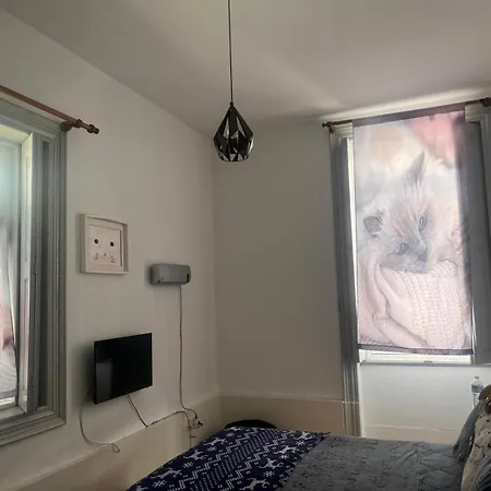 بيت ضيافة Residencia Ceu Azul