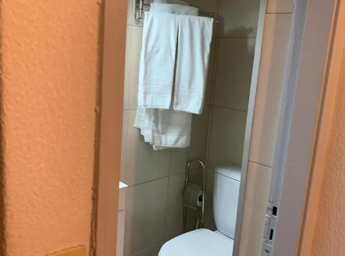 בית הארחה Residencia Ceu Azul פורטו